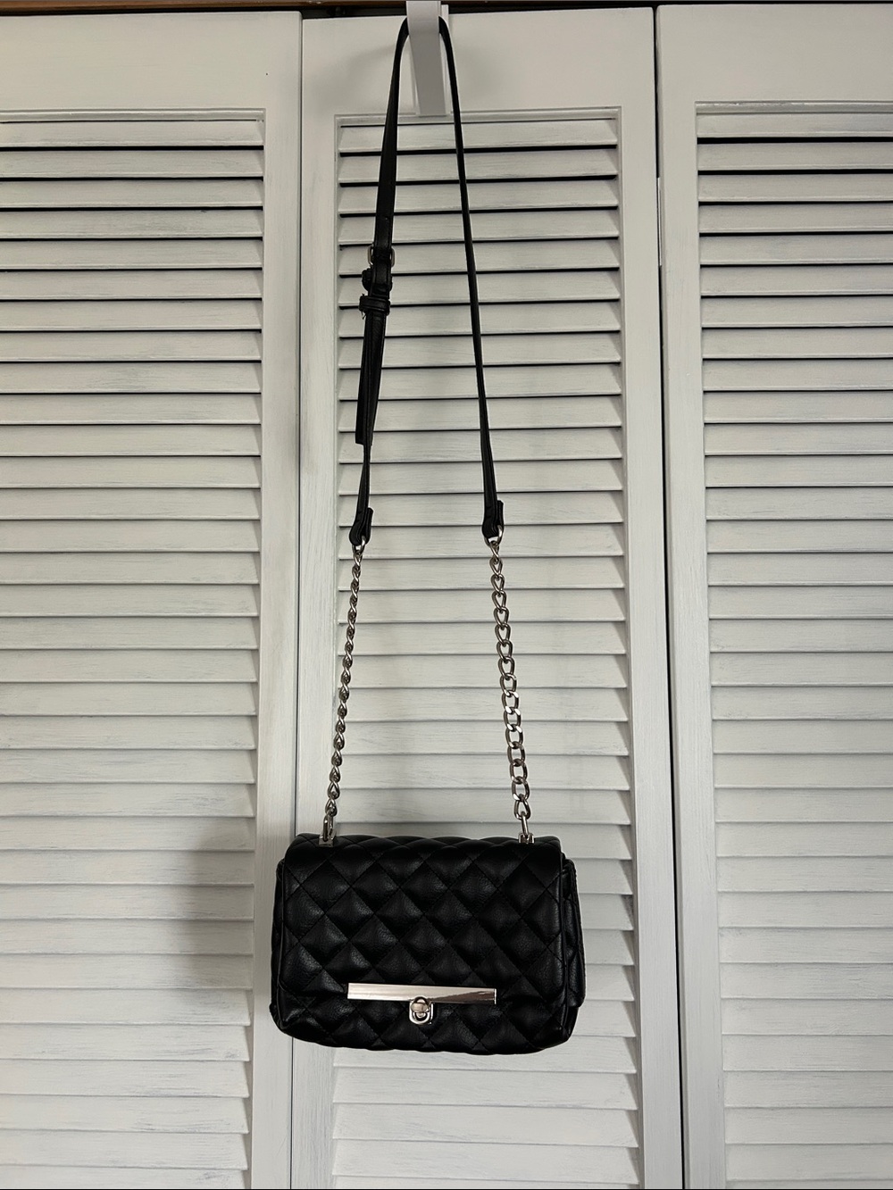 Quilted Black Crossbody Bag with Silver Hardware - Picture 7 of 8